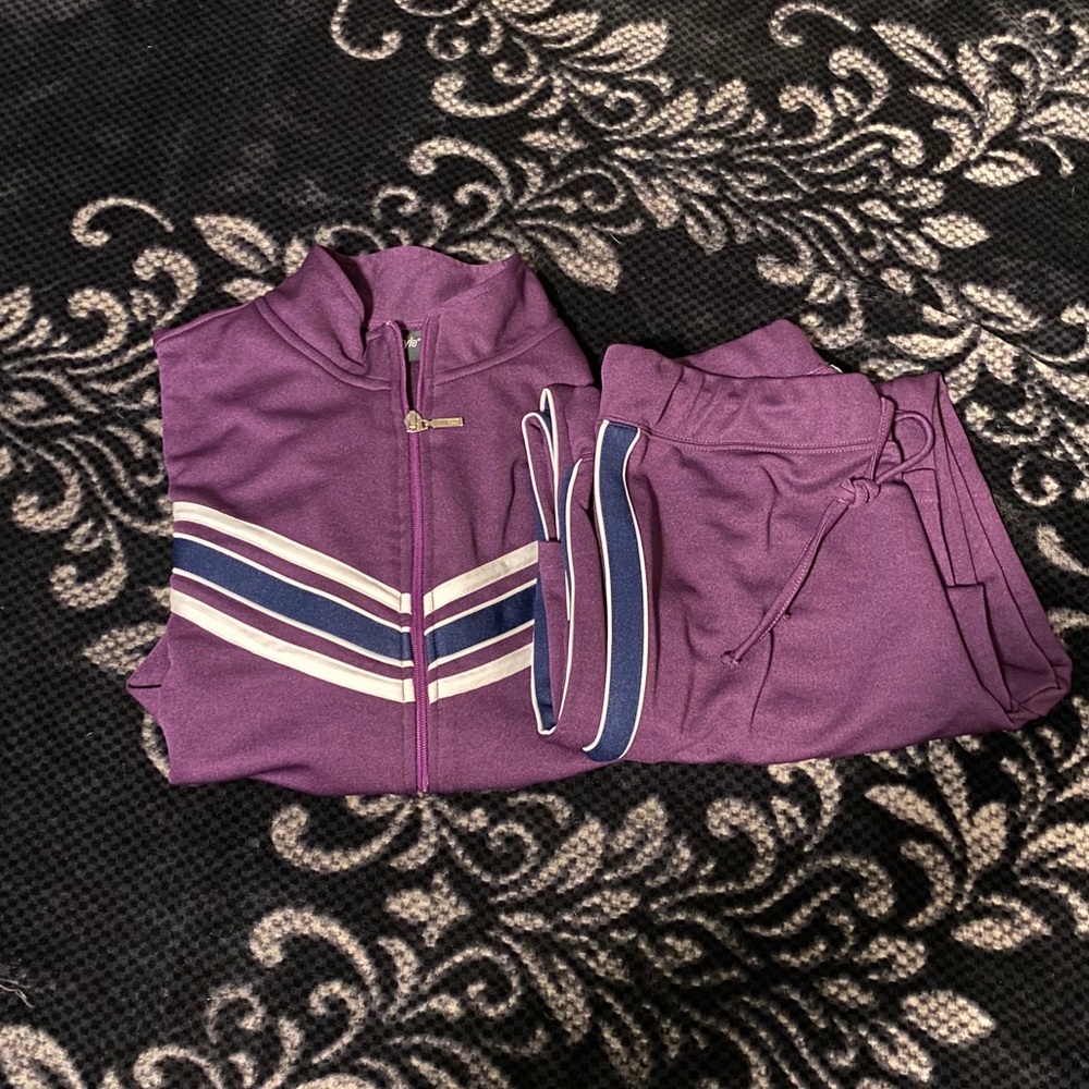 METROSTYLE -ATHLETIC OUTFIT